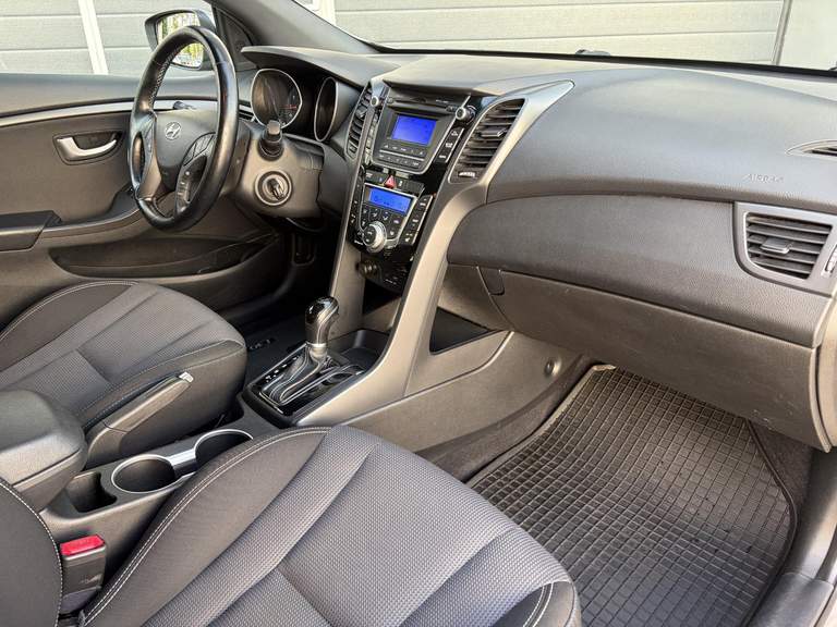 Hyundai Hyundai