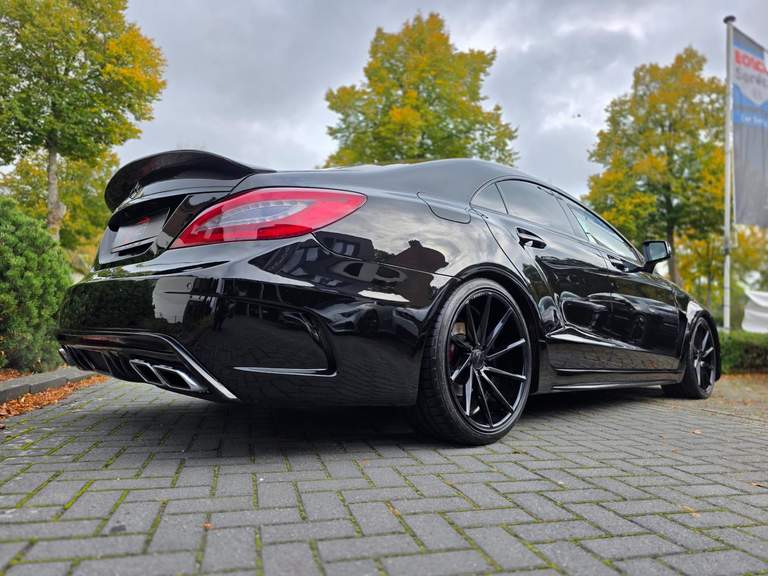 Mercedes-Benz Mercedes-Benz