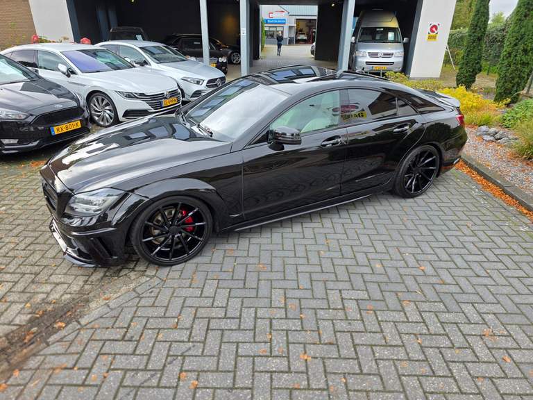 Mercedes-Benz Mercedes-Benz