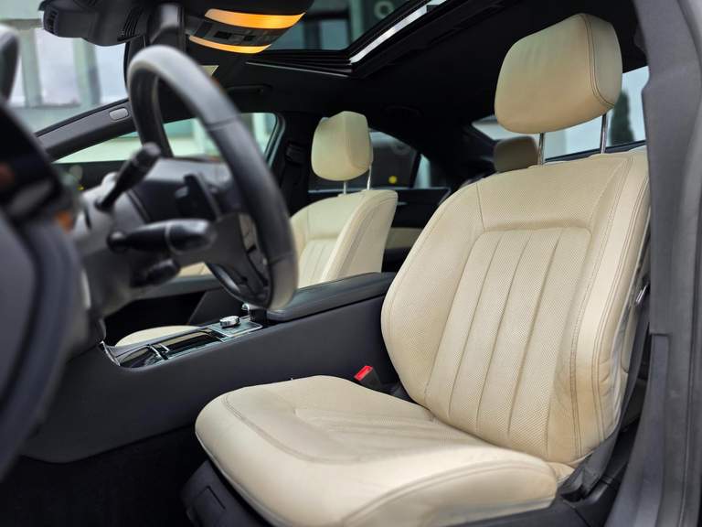 Mercedes-Benz Mercedes-Benz