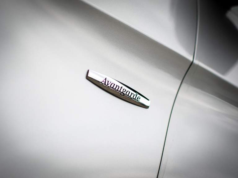 Mercedes-Benz Mercedes-Benz