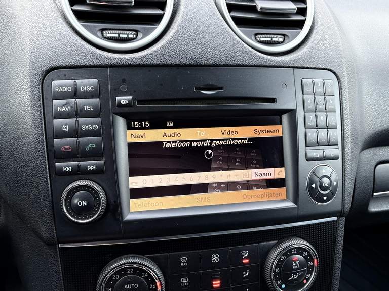 Mercedes-Benz Mercedes-Benz