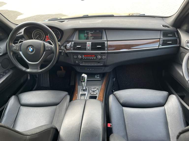 BMW BMW