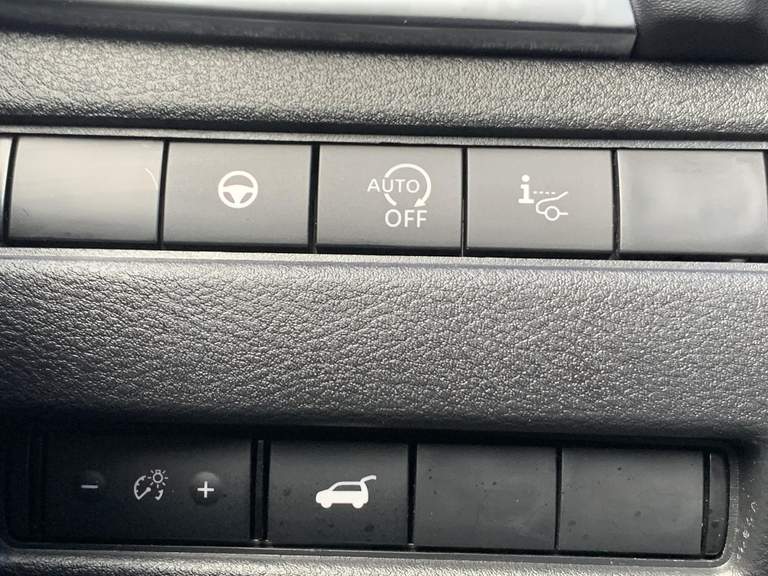 Nissan Nissan