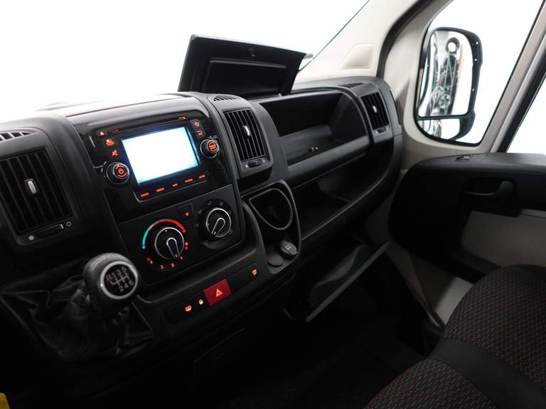 Peugeot Peugeot