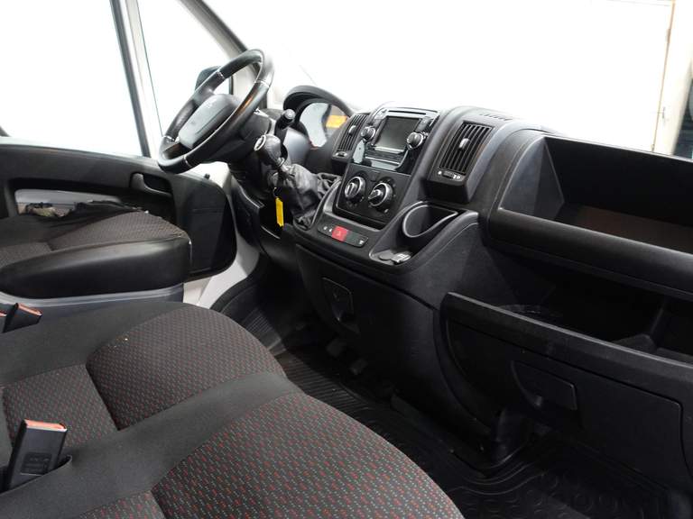 Peugeot Peugeot