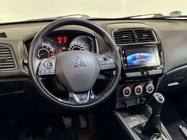 Mitsubishi Mitsubishi