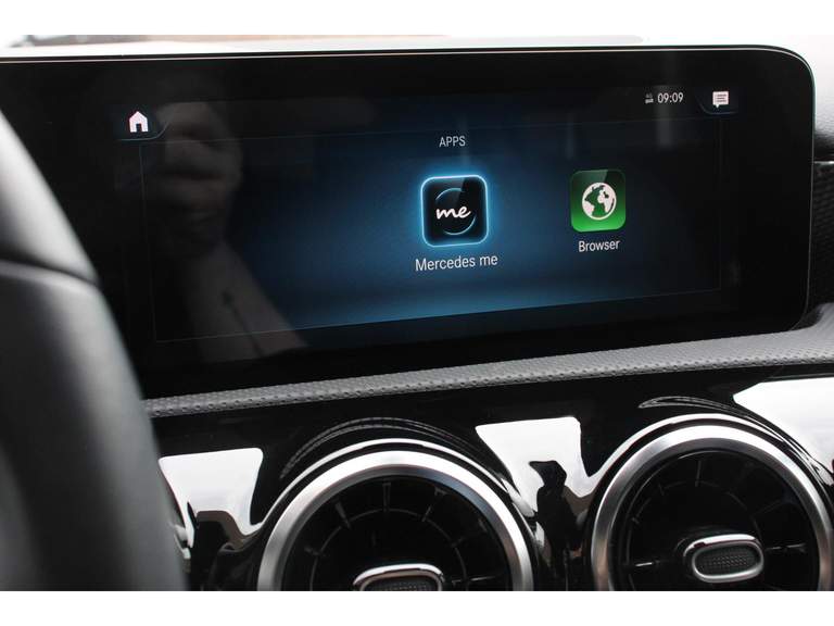 Mercedes-Benz Mercedes-Benz