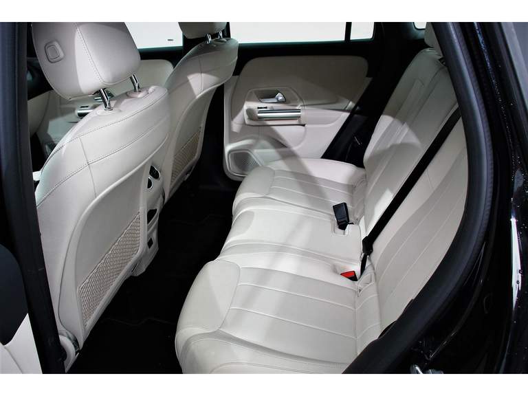 Mercedes-Benz Mercedes-Benz