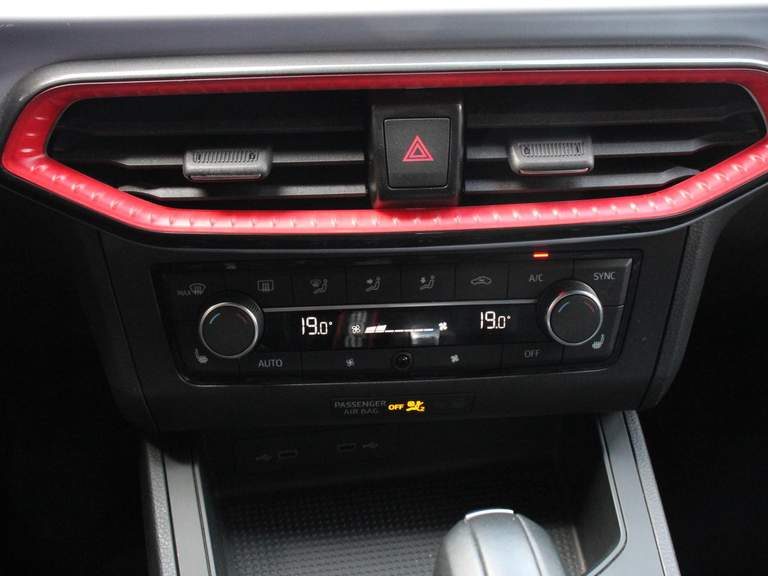 SEAT SEAT