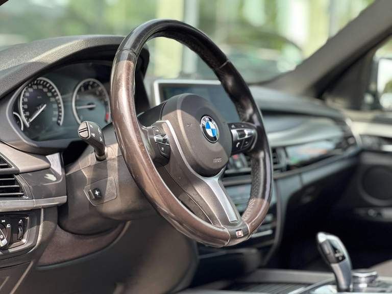 BMW BMW