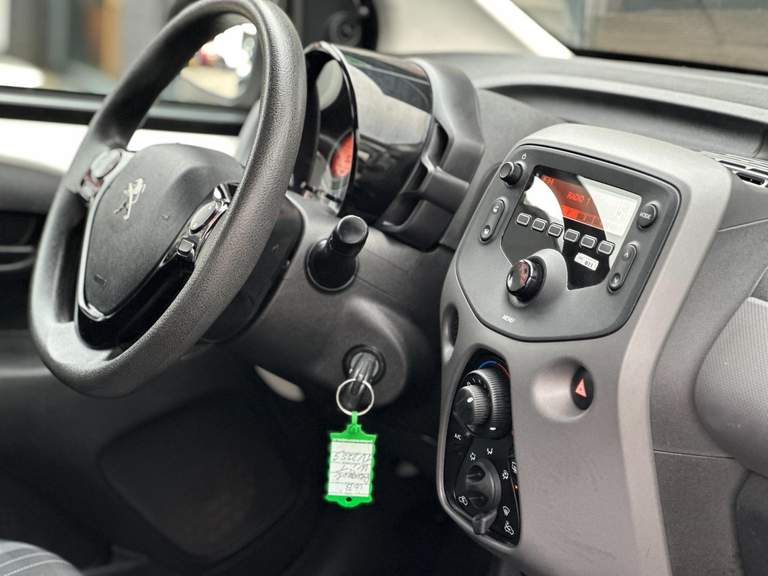 Peugeot