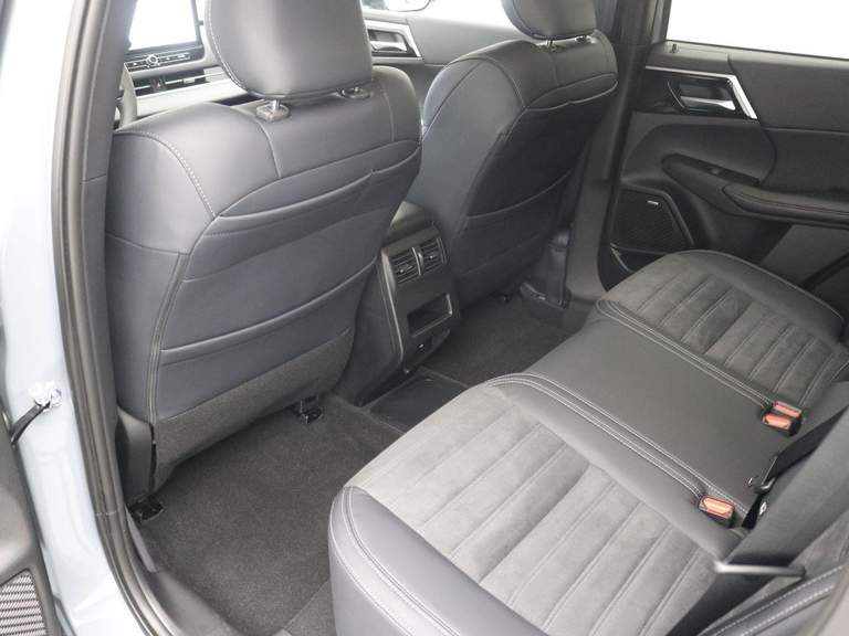 Mitsubishi Mitsubishi