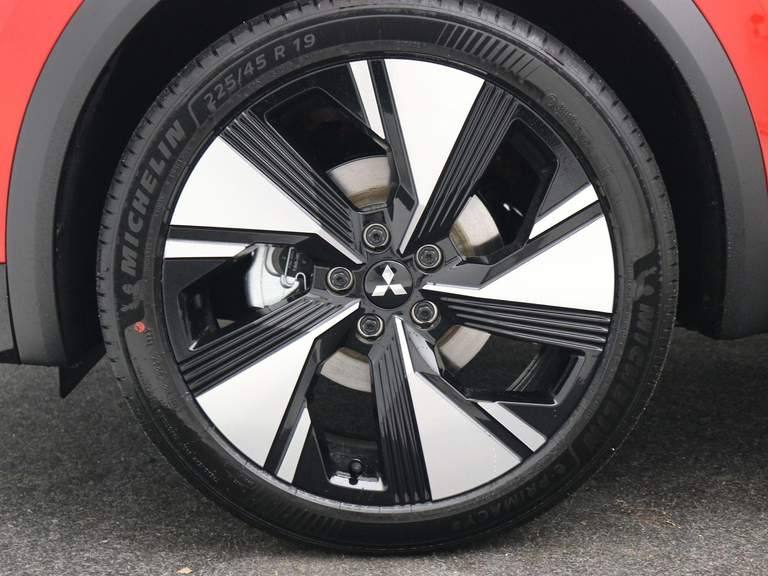 Mitsubishi Mitsubishi