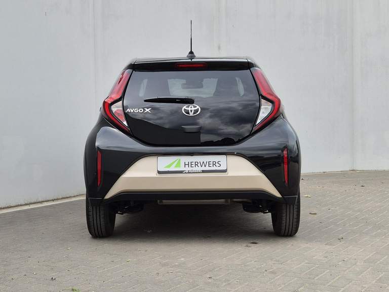Toyota Toyota