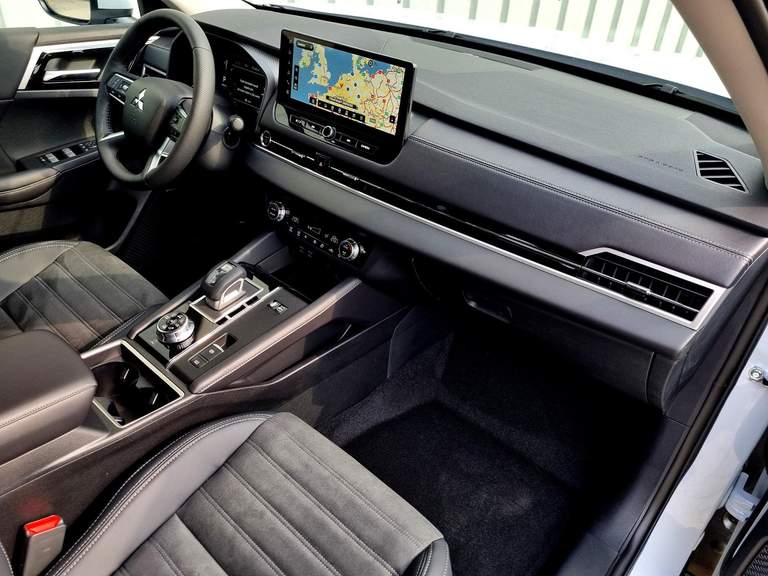 Mitsubishi Mitsubishi