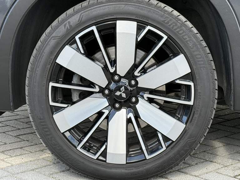 Mitsubishi Mitsubishi