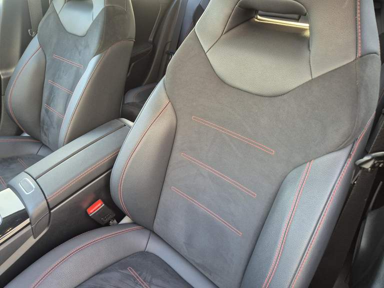 Mercedes-Benz Mercedes-Benz