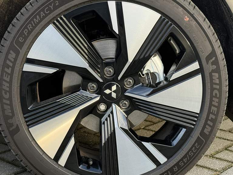 Mitsubishi Mitsubishi