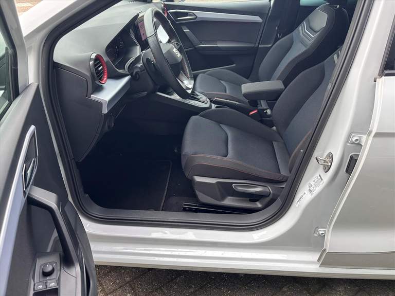 SEAT SEAT