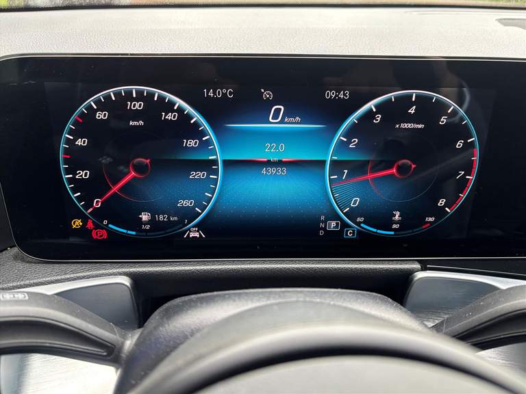 Mercedes-Benz Mercedes-Benz