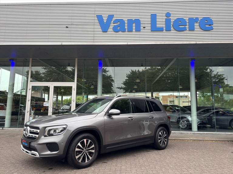 Mercedes-Benz Mercedes-Benz