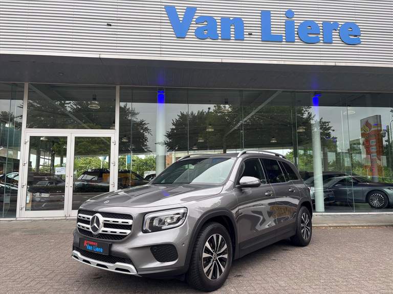 Mercedes-Benz Mercedes-Benz