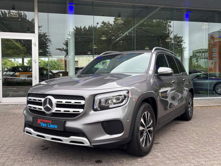 Mercedes-Benz Mercedes-Benz