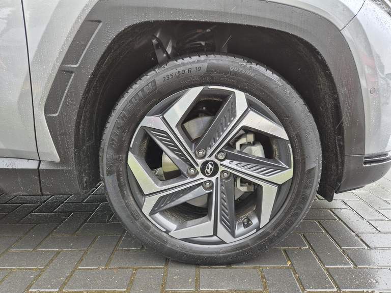 Hyundai Hyundai