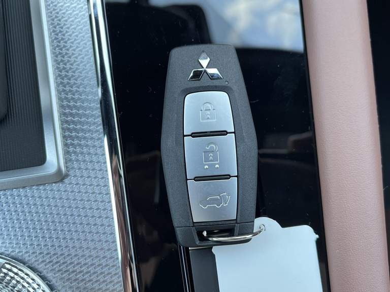 Mitsubishi Mitsubishi