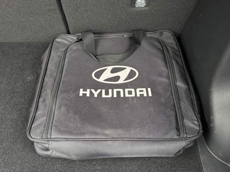 Hyundai Hyundai