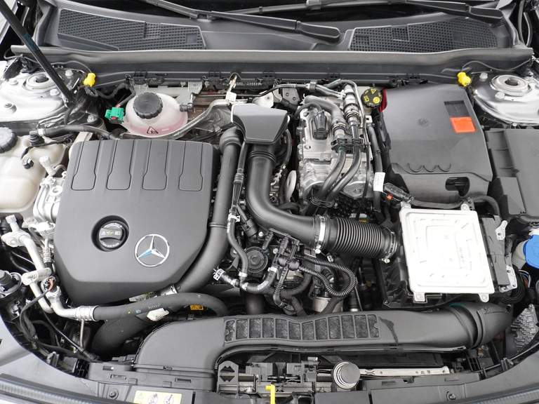 Mercedes-Benz Mercedes-Benz