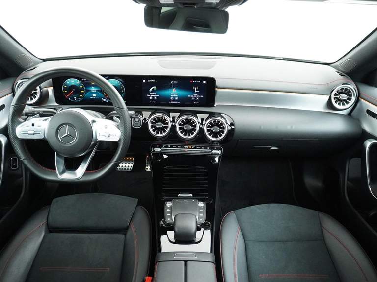 Mercedes-Benz Mercedes-Benz