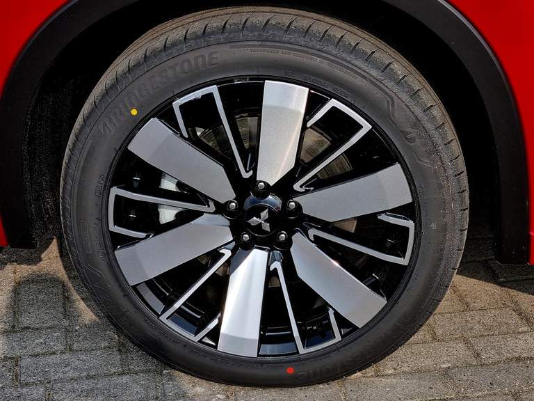 Mitsubishi Mitsubishi