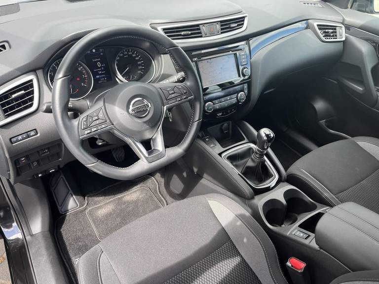 Nissan Nissan