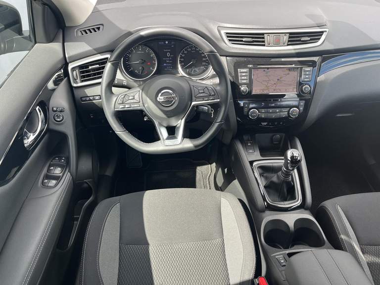 Nissan Nissan