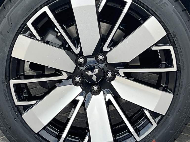 Mitsubishi Mitsubishi