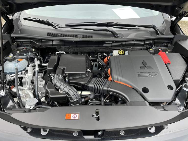 Mitsubishi Mitsubishi