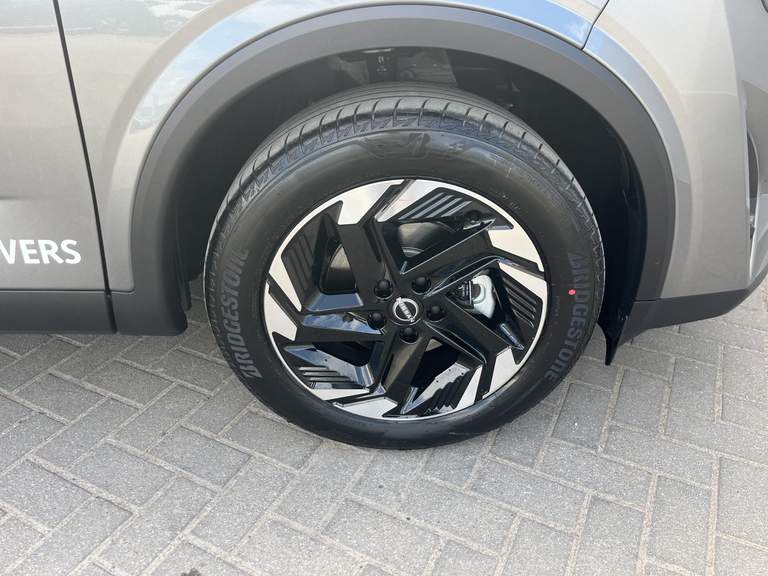 Nissan Nissan