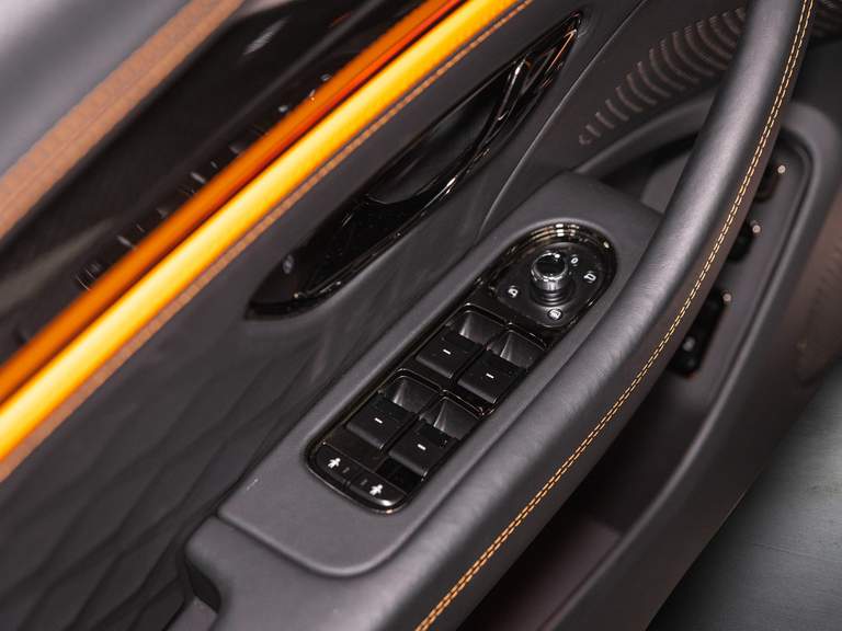Bentley Bentley