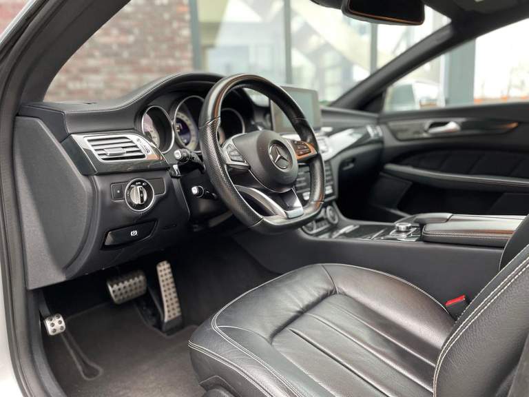 Mercedes-Benz Mercedes-Benz