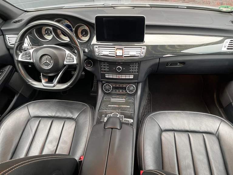 Mercedes-Benz Mercedes-Benz