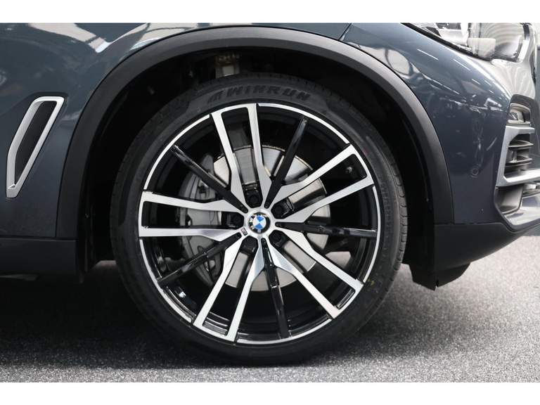 BMW BMW