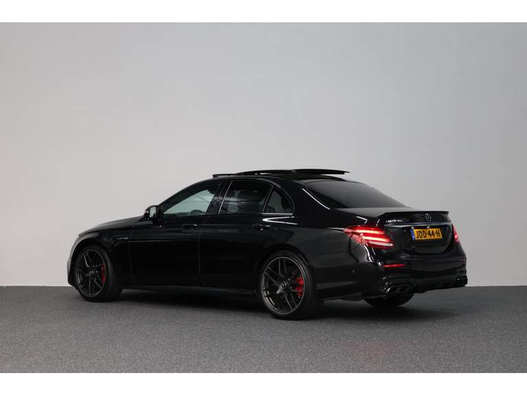 Mercedes-Benz Mercedes-Benz