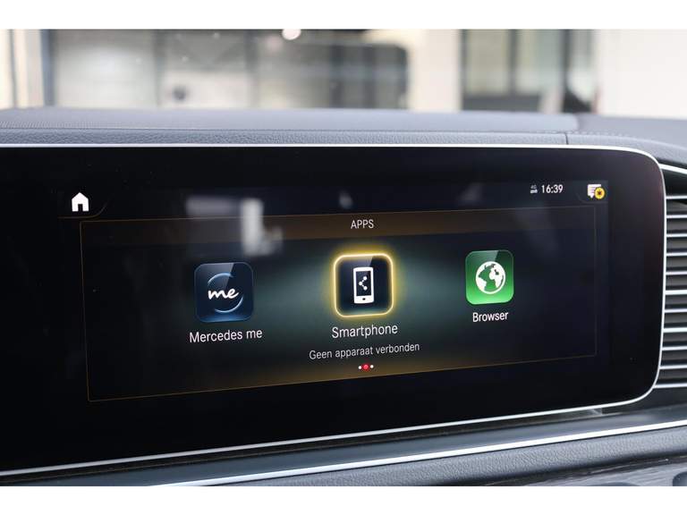 Mercedes-Benz Mercedes-Benz