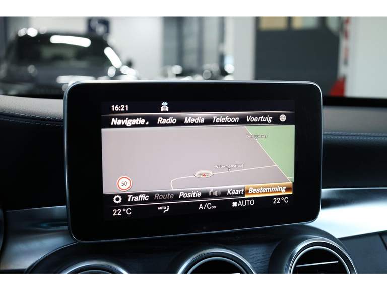 Mercedes-Benz Mercedes-Benz