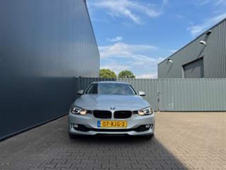 BMW BMW
