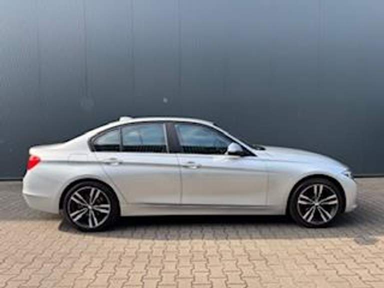 BMW BMW
