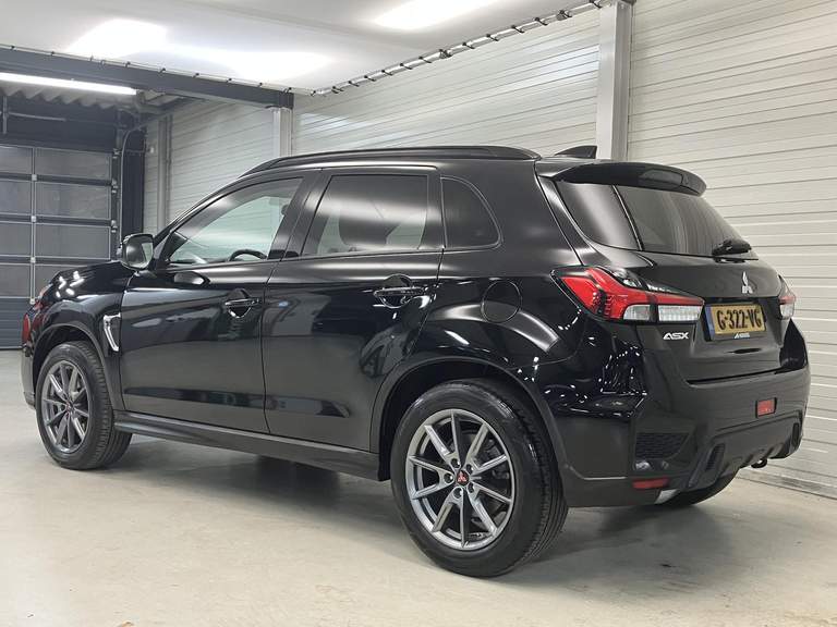 Mitsubishi Mitsubishi