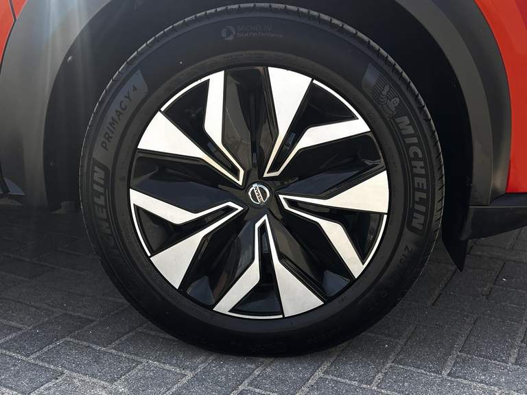 Nissan Nissan